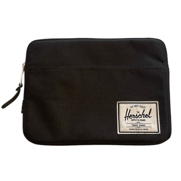 Herschel Tablet Ipad Accessories Case Black with‎ White Trim 7 x 10 - Picture 1 of 8